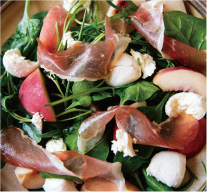 生ハムたっぷりグリーンサラダ